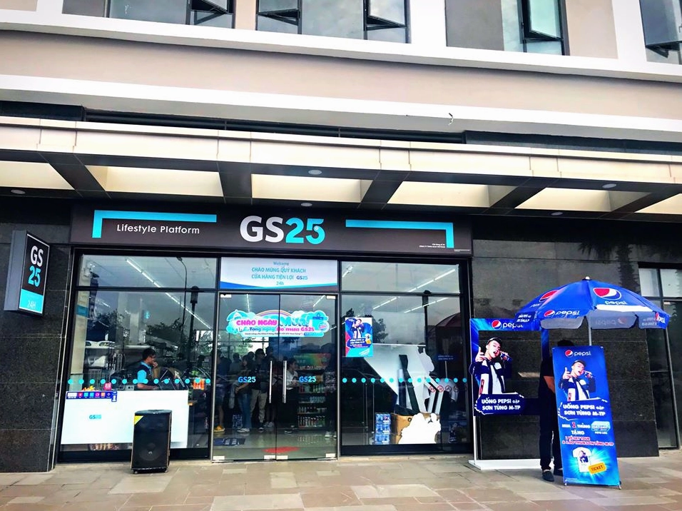 GS25 của nước nào? Hé lộ thương hiệu cửa hàng tiện lợi "làm mưa làm gió" Không gian cửa hàng GS25 hiện đại