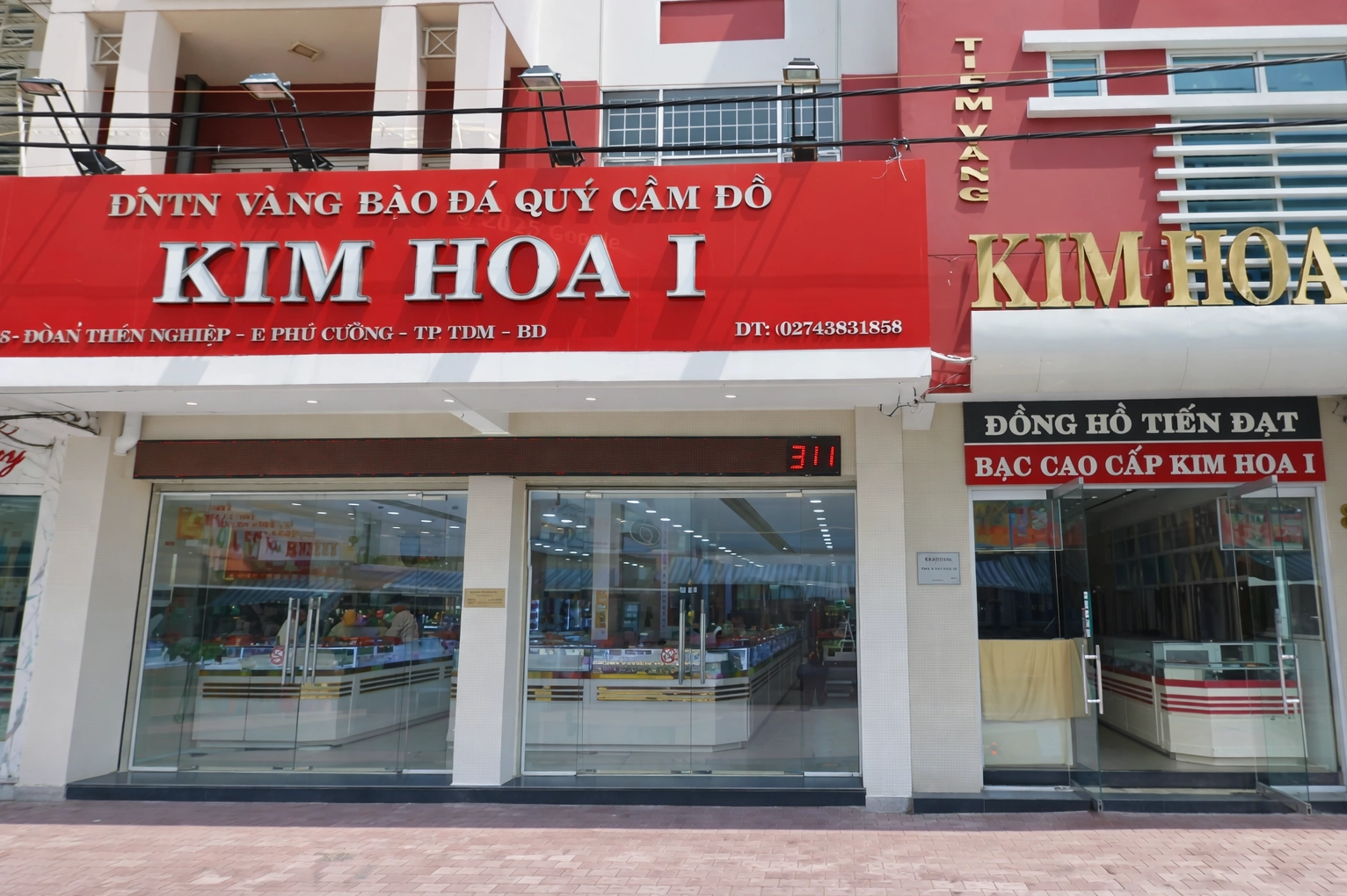 Không gian sang trọng của Tiệm Vàng Kim Hoa