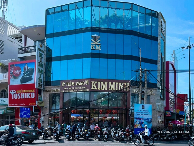 Không gian trưng bày trang sức tại Tiệm Vàng Kim Minh Vũng Tàu