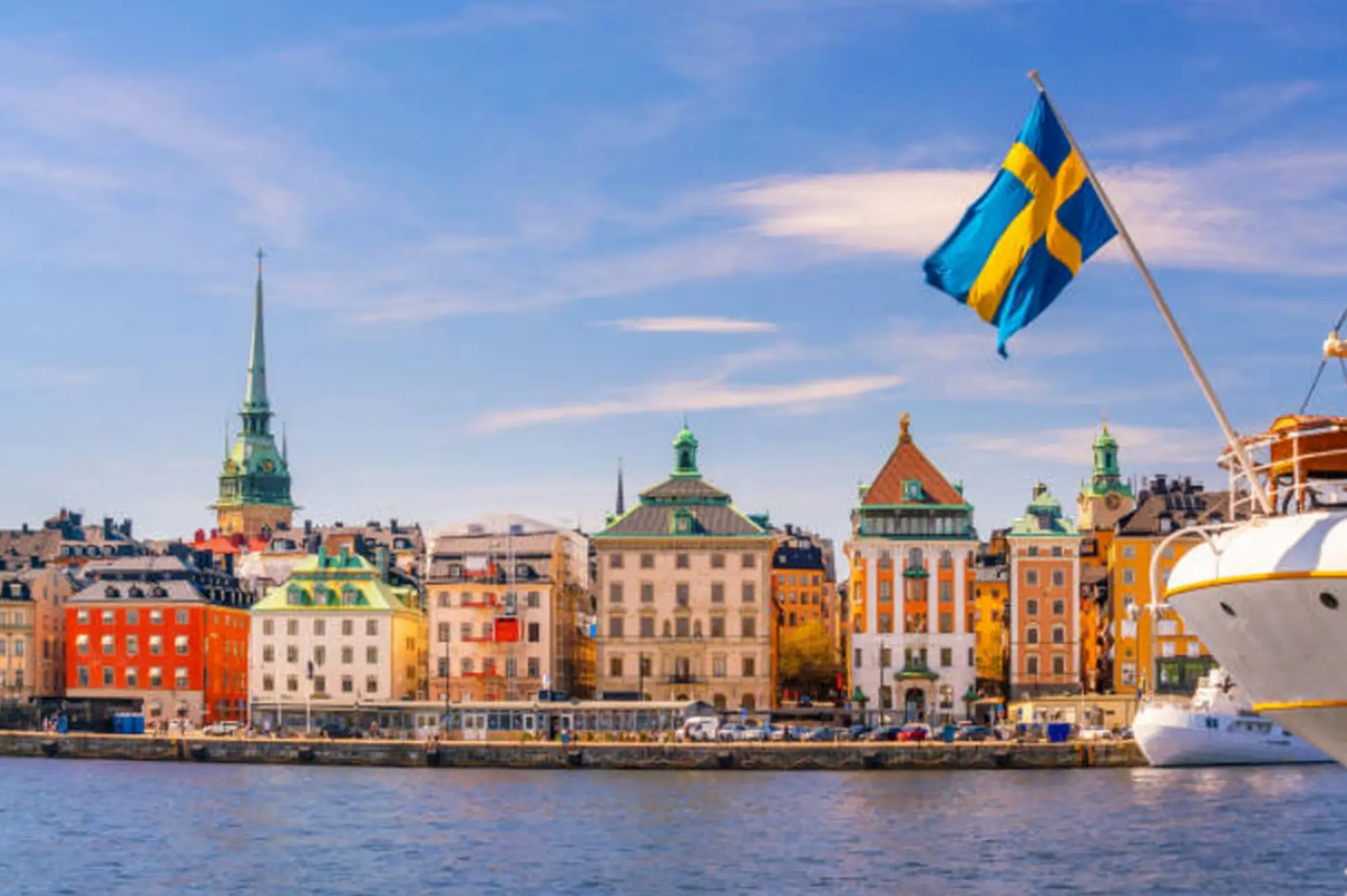 Sweden Là Nước Nào? Khám Phá Vùng Đất Của Những Điều Kỳ Diệu Lễ hội Midsommar ở Thụy Điển