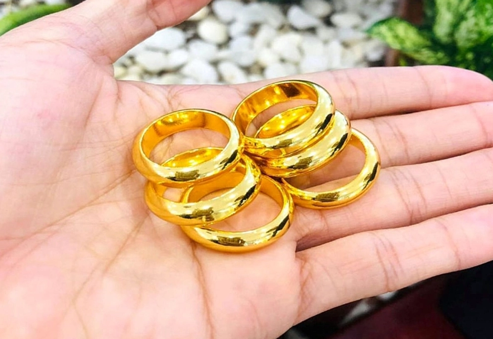 Nhẫn vàng 4 số 9 1 chỉ giá bao nhiêu tiền?
