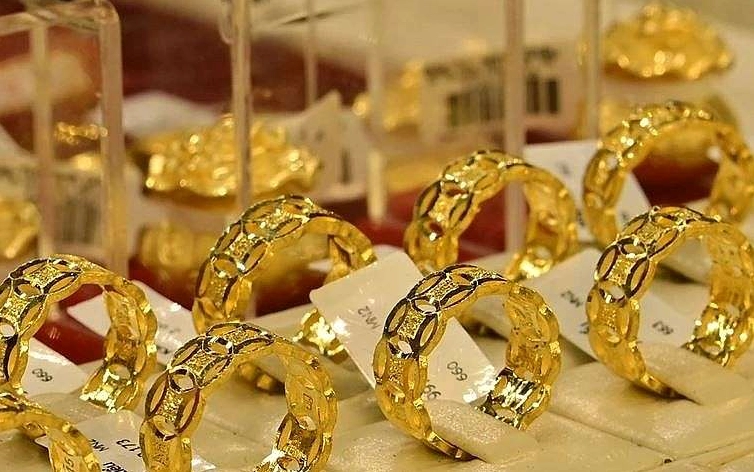 Nhẫn vàng 9999 với thiết kế truyền thống