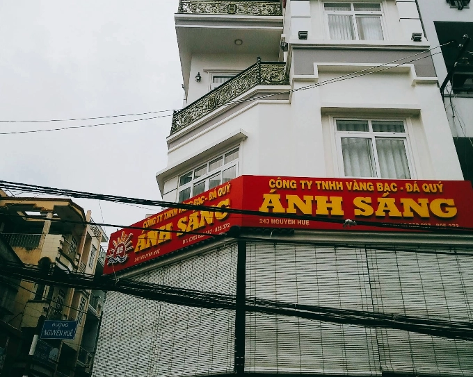 Nhiều mẫu trang sức vàng đa dạng tại Tiệm Vàng Ánh Sáng