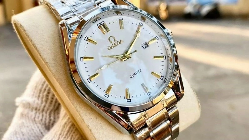 Omega Seamaster - Sang trọng và mạnh mẽ