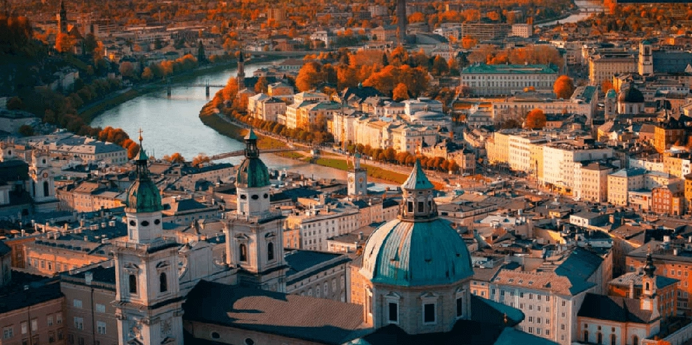 Vienna: Thủ đô nước nào? Khám phá chi tiết về thủ đô nước Áo Quán cà phê kiểu Vienna truyền thống