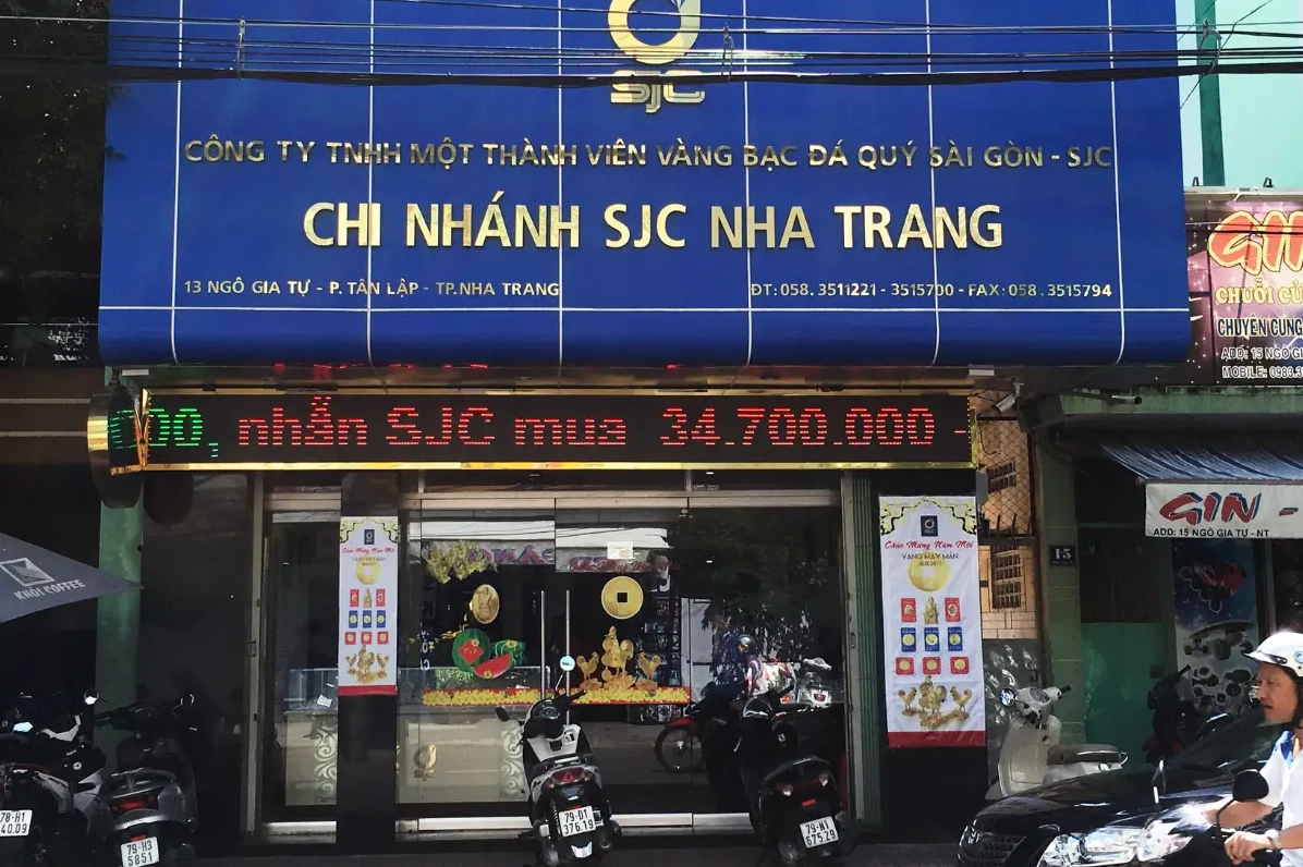 Sản phẩm vàng SJC và các loại trang sức tại Tiệm Vàng Ngọc Mai Nha Trang