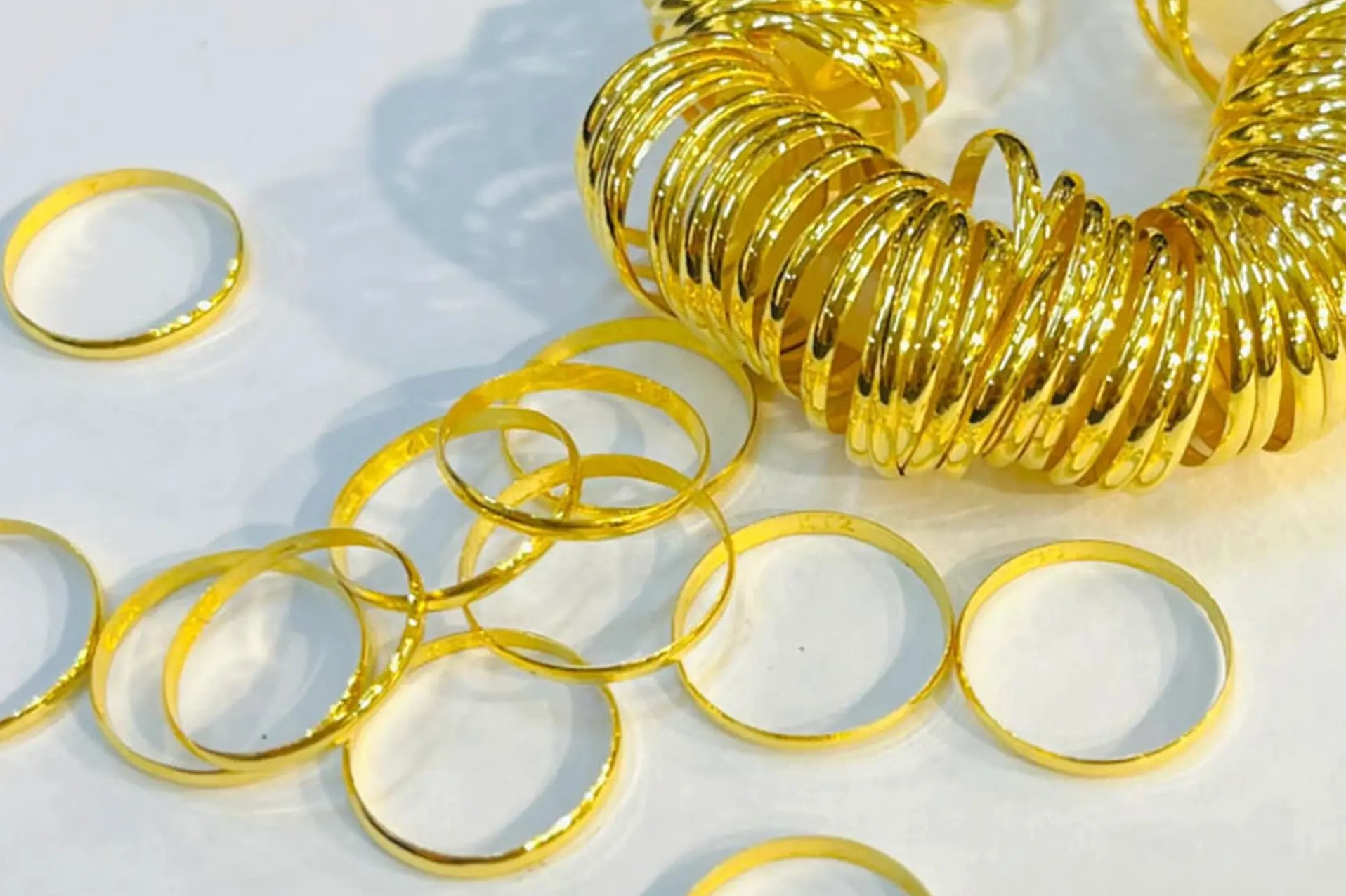 Trang sức vàng 18k sang trọng