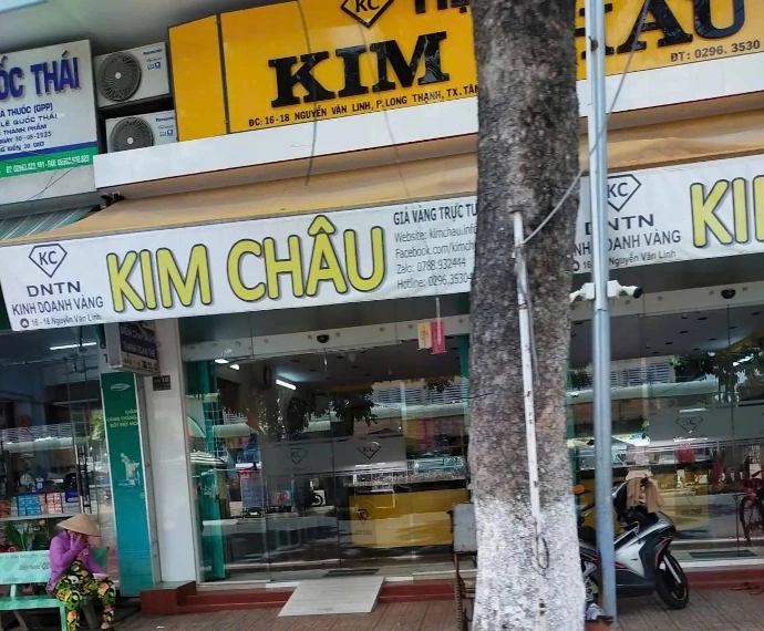 Tiệm Vàng Kim Châu Tân Châu An Giang: Uy Tín và Chất Lượng 2026 Tư vấn viên chuyên nghiệp tại tiệm vàng