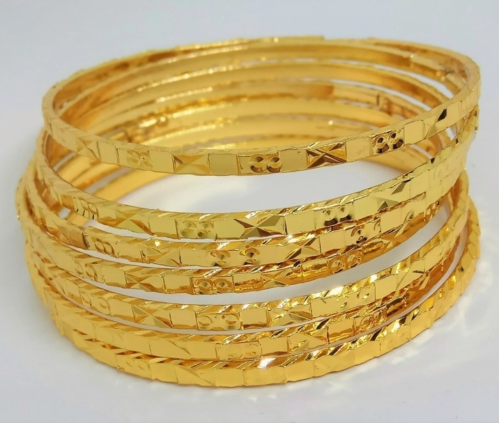 vang-18k-gia-bao-nhieu-2026-cap-nhat-moi-nhat-phan-tich_651
