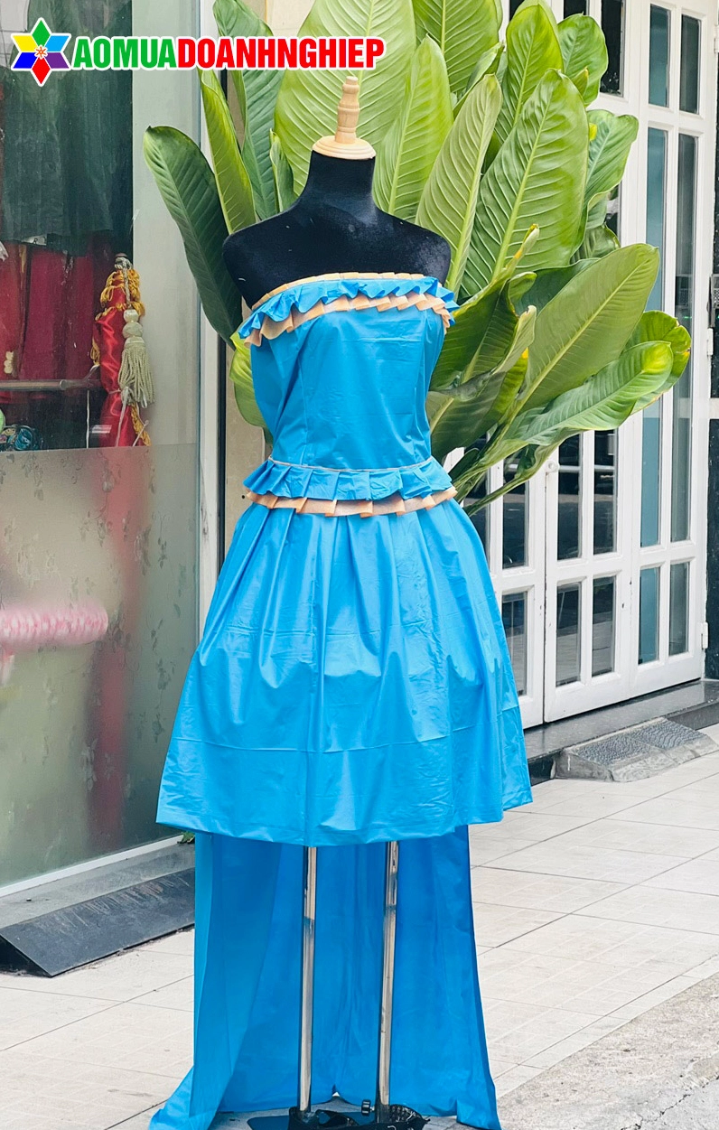 Các mẫu thiết kế sáng tạo từ áo mưa tái chế