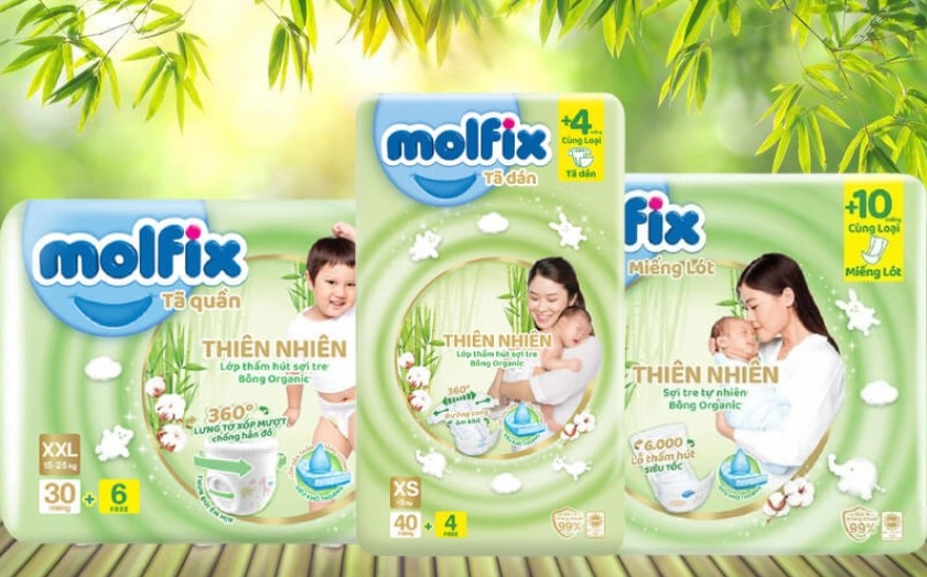 Cận cảnh chất liệu mềm mại của bỉm Molfix