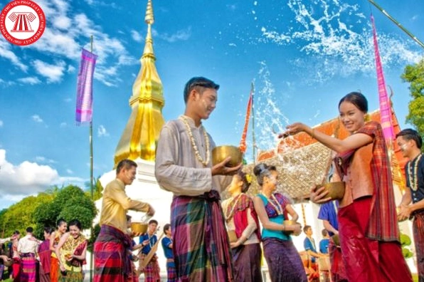 Hoạt động té nước vui nhộn trong lễ hội Songkran