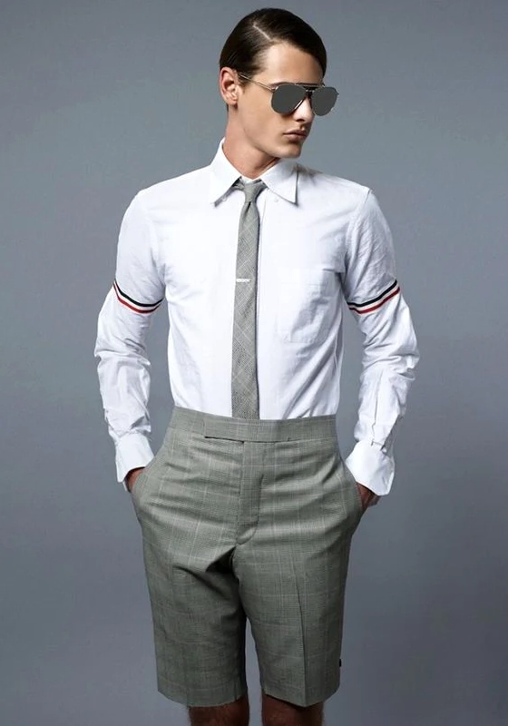 Áo Sơ Mi Thom Browne: Biểu Tượng Thời Trang Cao Cấp 2026 Hướng dẫn bảo quản áo sơ mi cao cấp