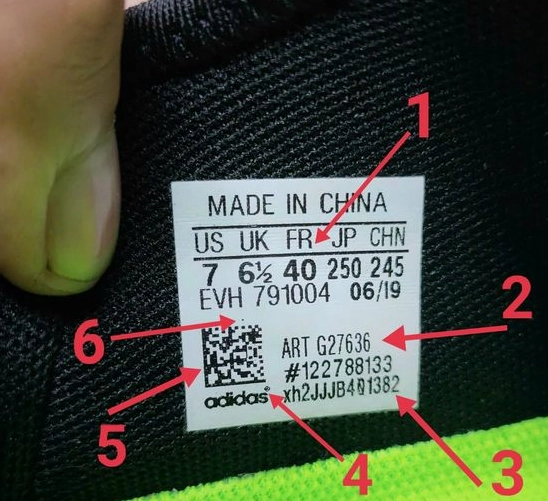 Kiểm tra tem giày Adidas chính hãng