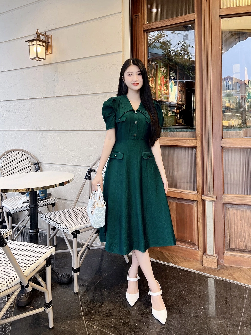 Mẫu Váy Đẹp 2026: Xu Hướng và Lựa Chọn Hoàn Hảo Cho Phái Nữ Mẫu váy xòe phối túi màu xanh